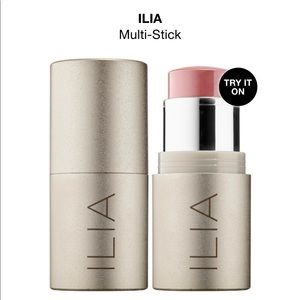 Ilia lips and cheeks